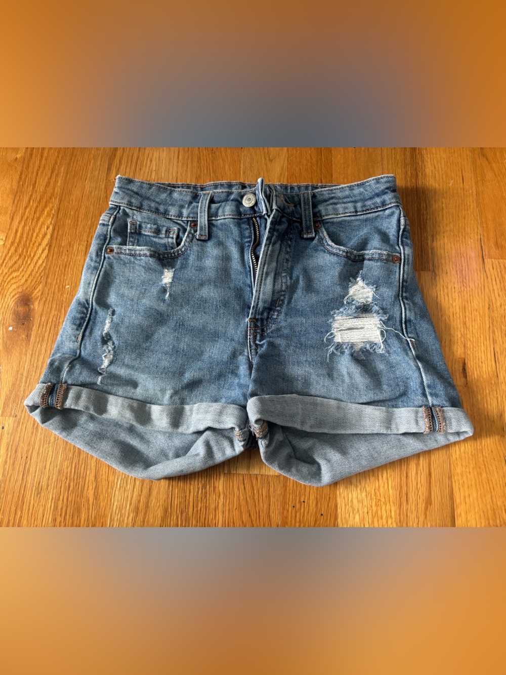Old Navy Light Blue Distressed Rolled-Hem Denim Shorts